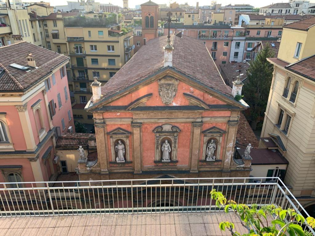 Il Giardino Sui Tetti Apartment Bologna Luaran gambar